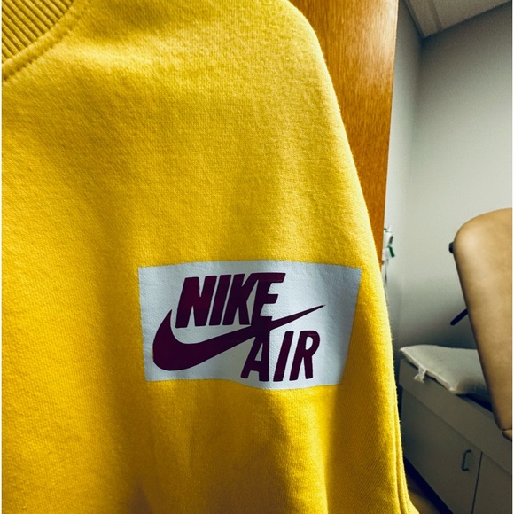 Air Jordan Men’s custom crewneck sweatshirt - Picture 5 of 7